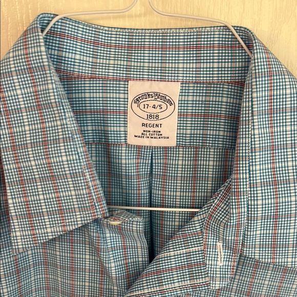 Brooks Brothers Regent Blue Button Down Shirt w/Red Accent - Picture 3 of 8